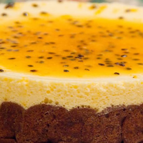 Torta Mousse De Maracujá Com Base Crocante